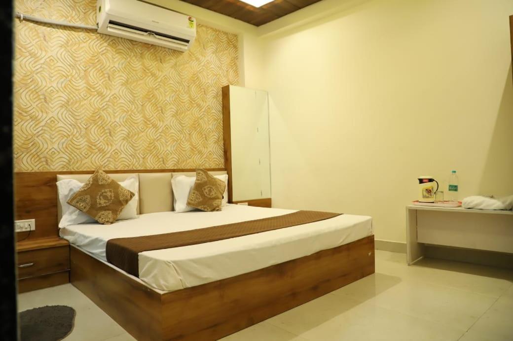 Hotel Mangal Bhog Nāthdwāra Esterno foto